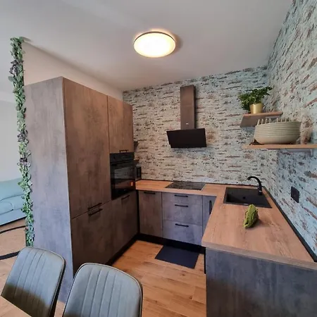 Gemini Apartment Kastela