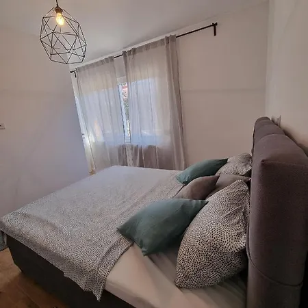 Apartment Gemini Kastela